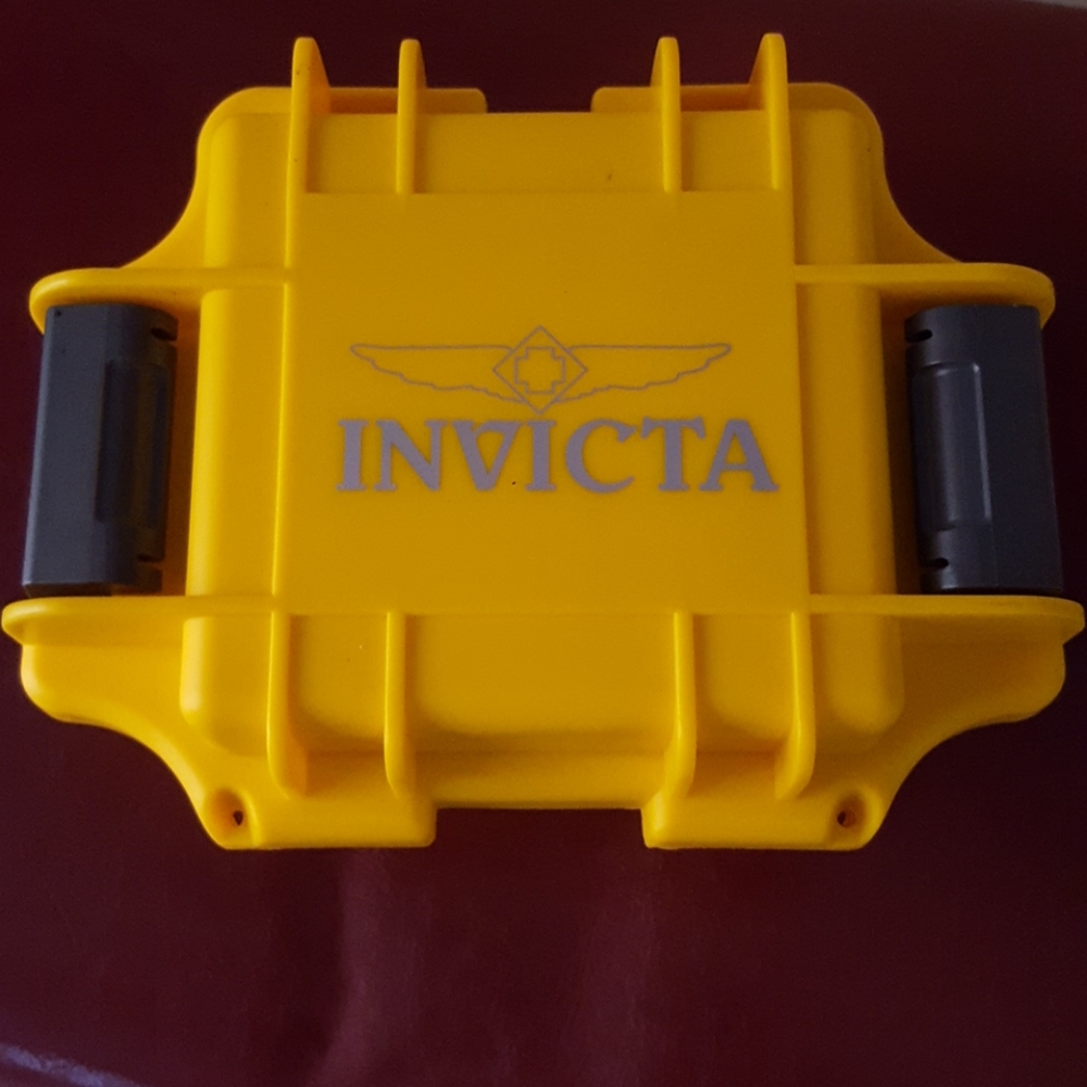 Invicta Single Watch Dive Case - image 1